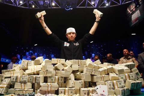 � ���-������ ���������� ����� ���������� � ���� ������ �� ������ World Series of Poker 2008
