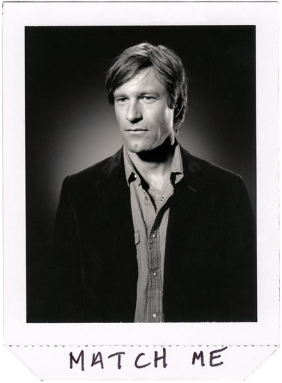 ����� ������ Aaron Eckhart