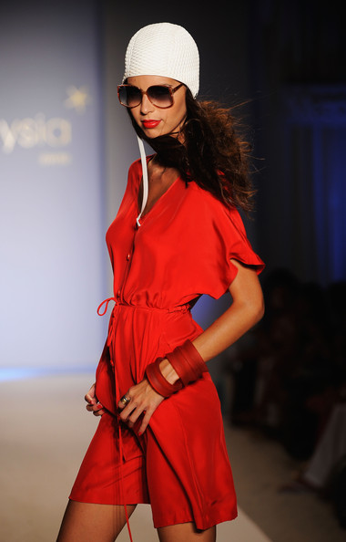 ������ ������� ���� � ������ 2010. Miami Mercedes-Benz Fashion Week Swim 2010.