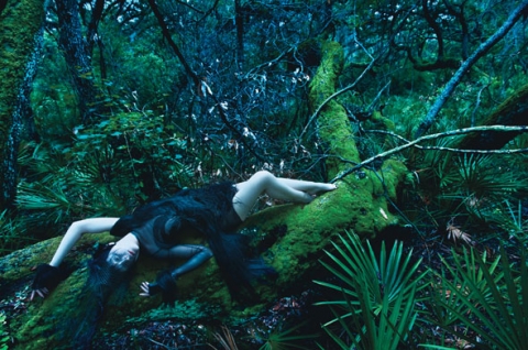���� ������� ��� ����� Guinevere van Seenus ��� W August
