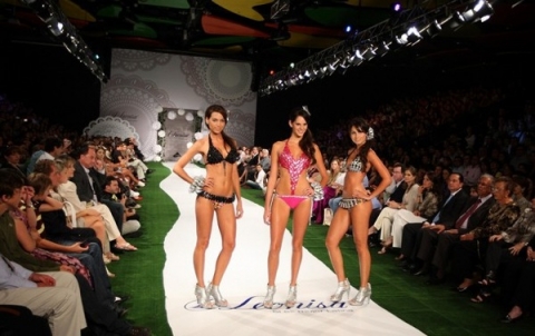 Фотосессия недели моды в Медельине, Колумбия, Colombiamoda 2009 Фотосессия недели моды в Медельине, Колумбия, Colombiamoda 2009