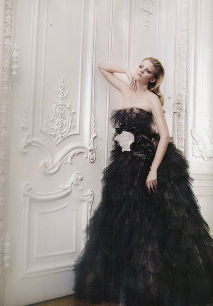 ���� ����� Lara Stone ��� Vogue UK, �������, 2009