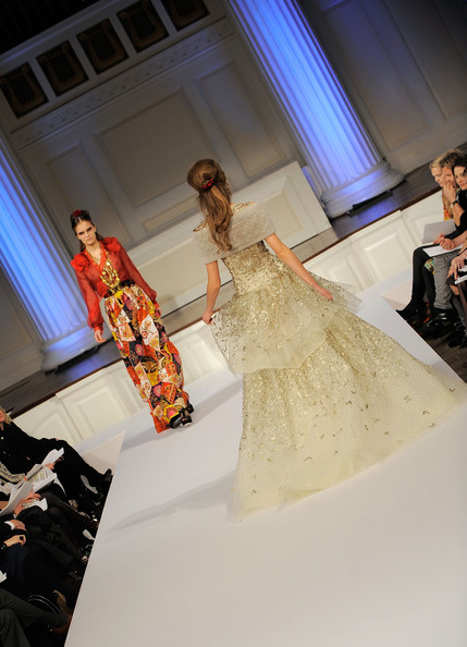 ����� ����� ��������� Oscar de la Renta pre-fall 2010