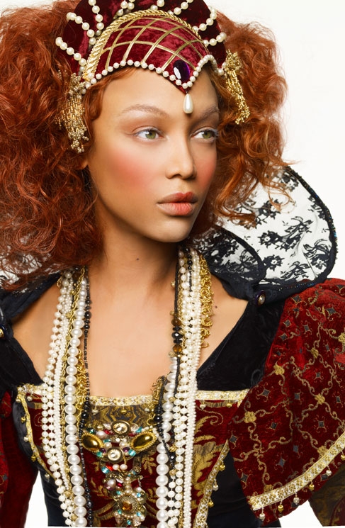 Тайра Бэнкс Tyra Banks в королевской фотосессии Тайра Бэнкс Tyra Banks в королевской фотосессии