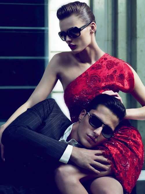 ����� ����������� Edita Vilkeviciute � ������� Giorgio Armani Fall 2010 
