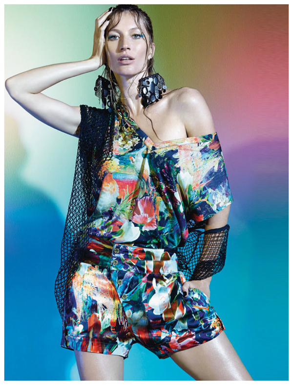 ������ ������� Gisele Bundchen � ������� Colcci 