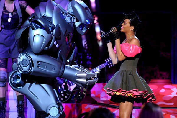 ����������� ������ Rihanna �� ��������� �������� ������ 2010 Nickelodeon Kids� Choice Awards.