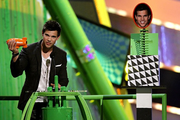 ������� ������� Nickelodeon Kids' Choice Awards 2010